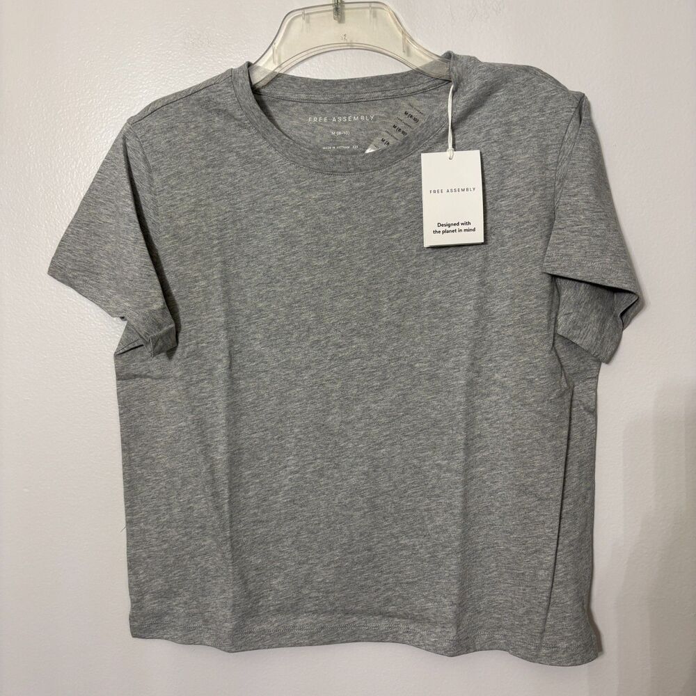 Free Assembly Women Size M 8-10 Gray Organic Cotton Crew Neck NWT Crop Tee #23